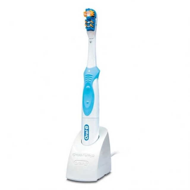 Braun Oral-B CrossAction Power Max Electric Toothbrush